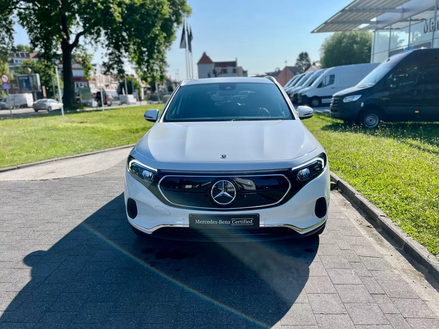 Mercedes-Benz EQA 250 66.5 kWh 250 Luxury Line Blanc - 2
