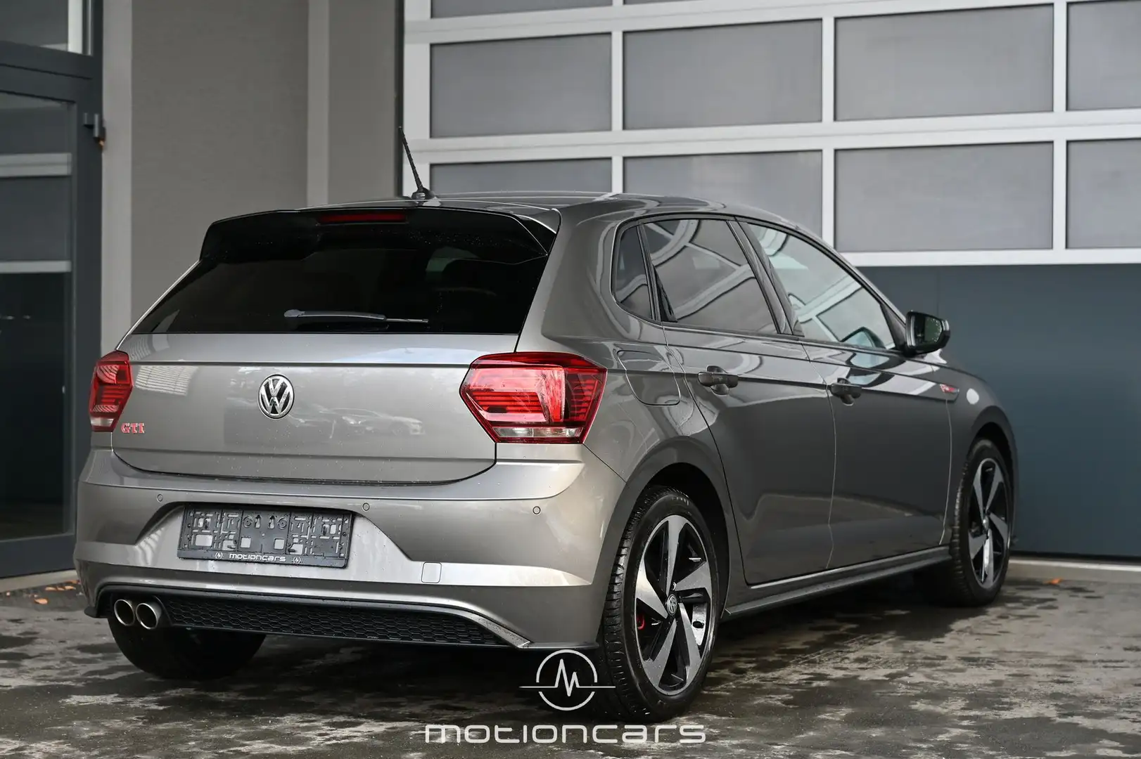 Volkswagen Polo 2.0 TSI GTI  Pickerl NEU Grau - 2