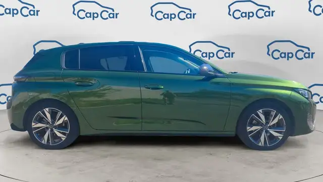 Peugeot 308 view 4