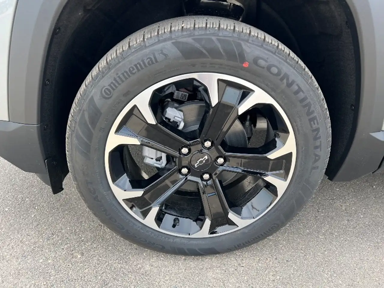 Chevrolet Equinox photo Chevrolet Equinox