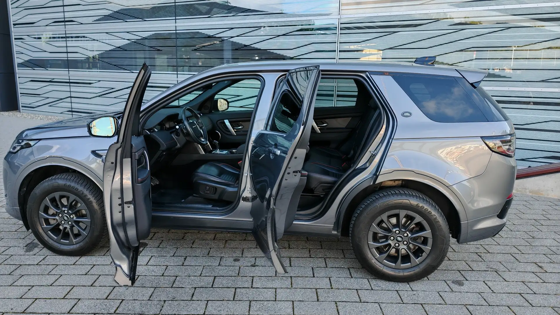 Land Rover Discovery Sport Discovery Sport R-Dynamic/Pano/Leder Gris - 2