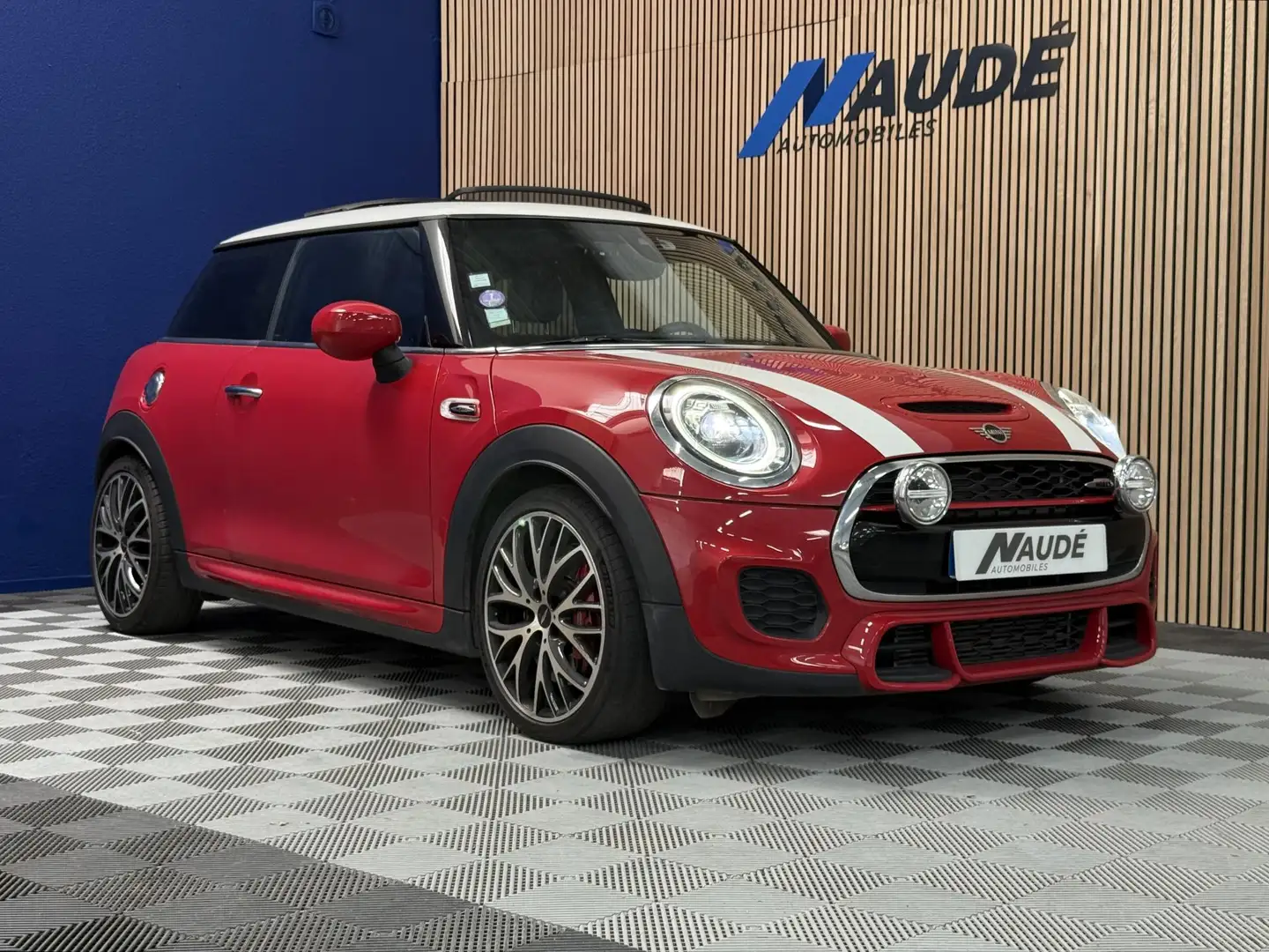 MINI John Cooper Works John Cooper Works JCW Ultimate 2.0i 231 CH BVA F56 Rouge - 1