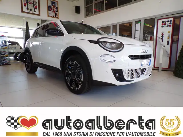 Fiat 600 La Prima 1.2 hybrid 110cv automatica NUOVA KMZERO