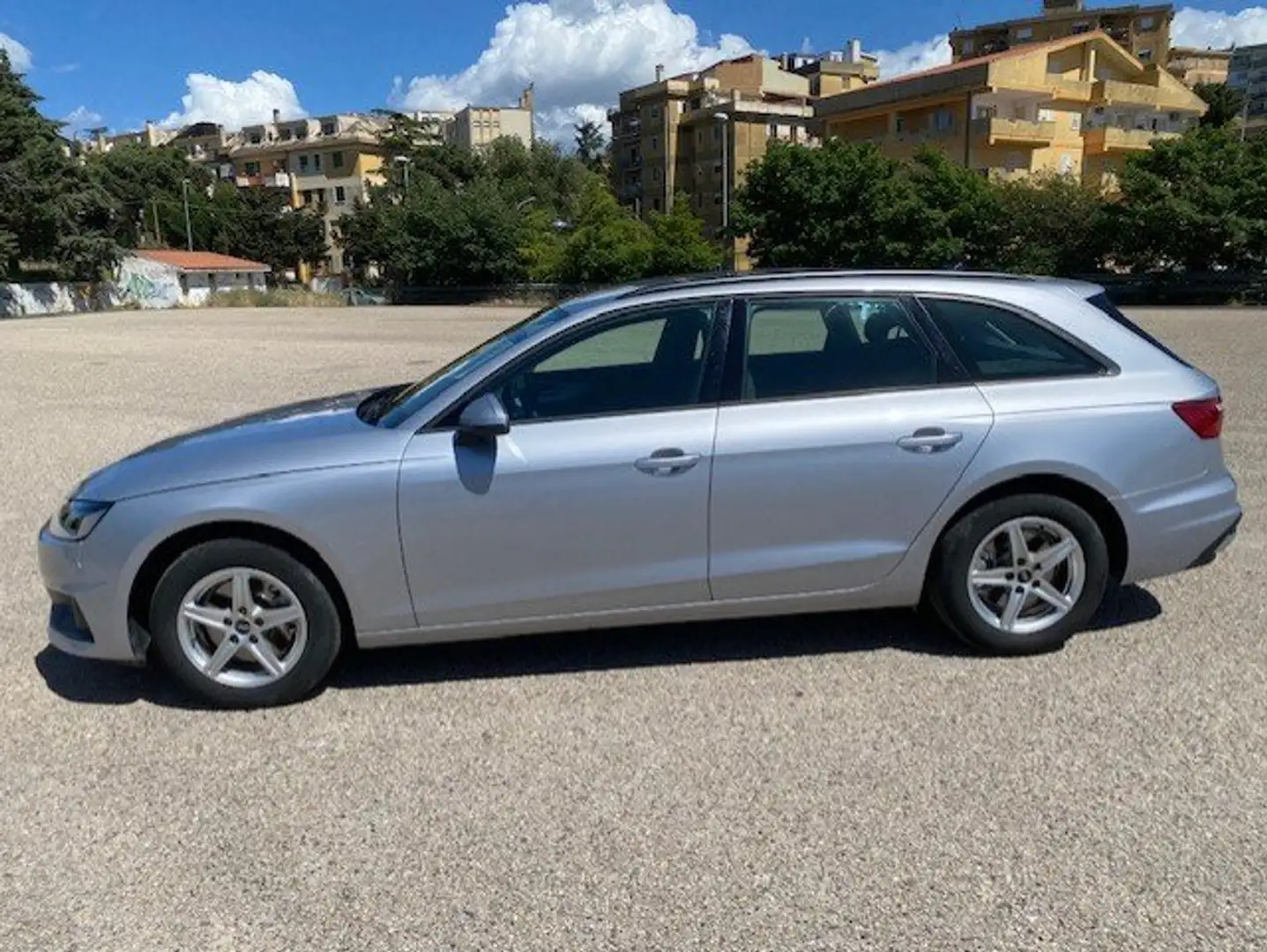 Audi A4 A4 Avant 35 2.0 tdi mhev Business 163cv s-tronic - 1
