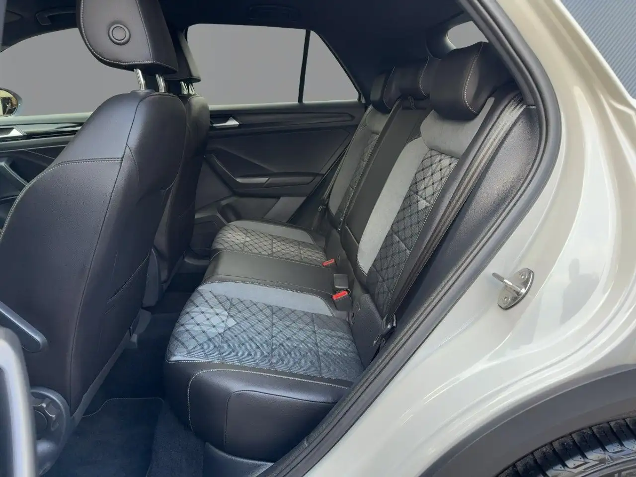 Volkswagen T-Roc, фото 8