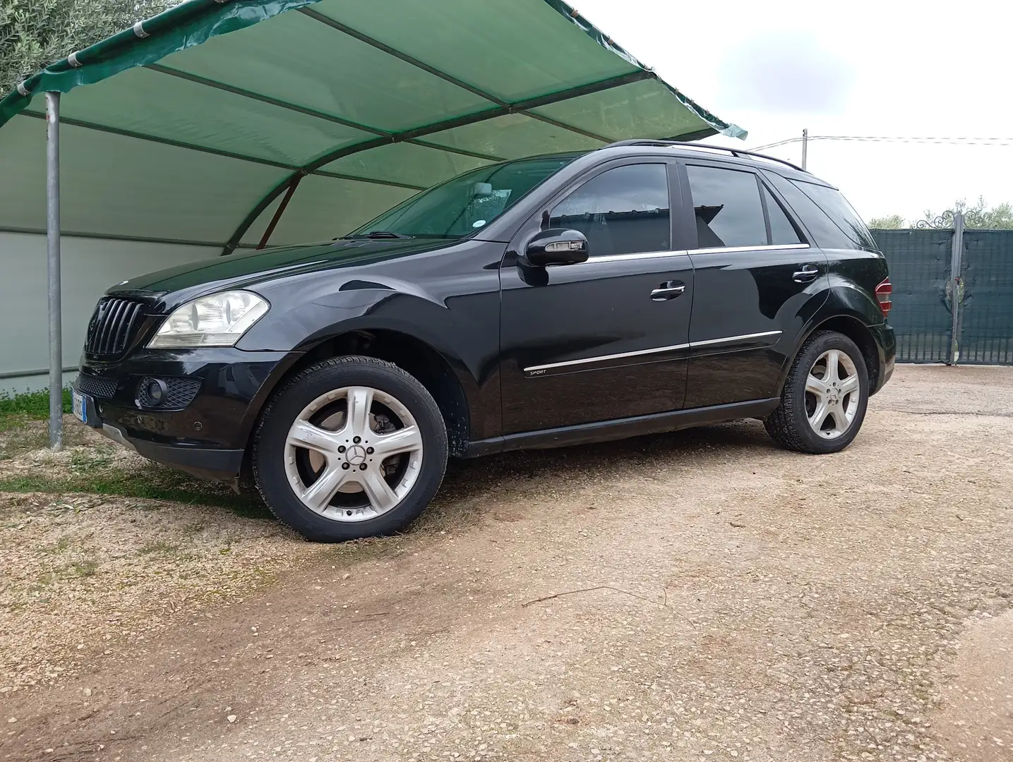 Mercedes-Benz 320 Sportiva - 1