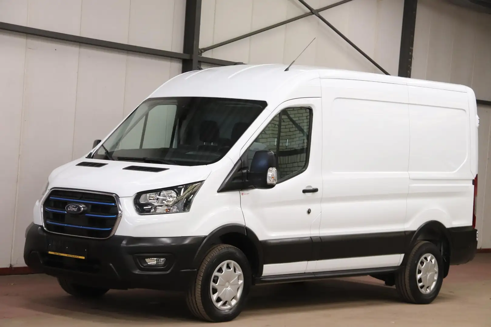 Ford E-Transit L2H2 Trend 68 kWh ELEKTRISCH NAVIGATIESYSTEEM - 1