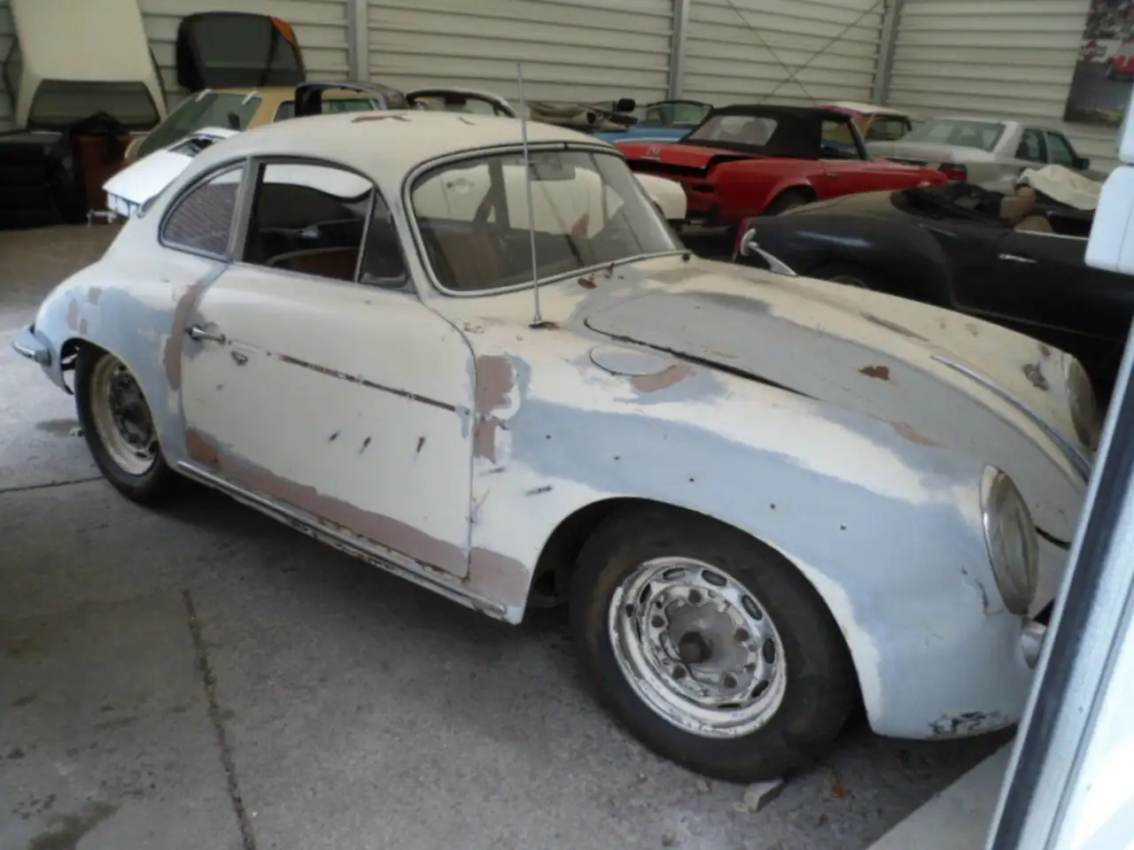 Porsche 356 Super 90 matching zum Restaurieren fährt, foto 2
