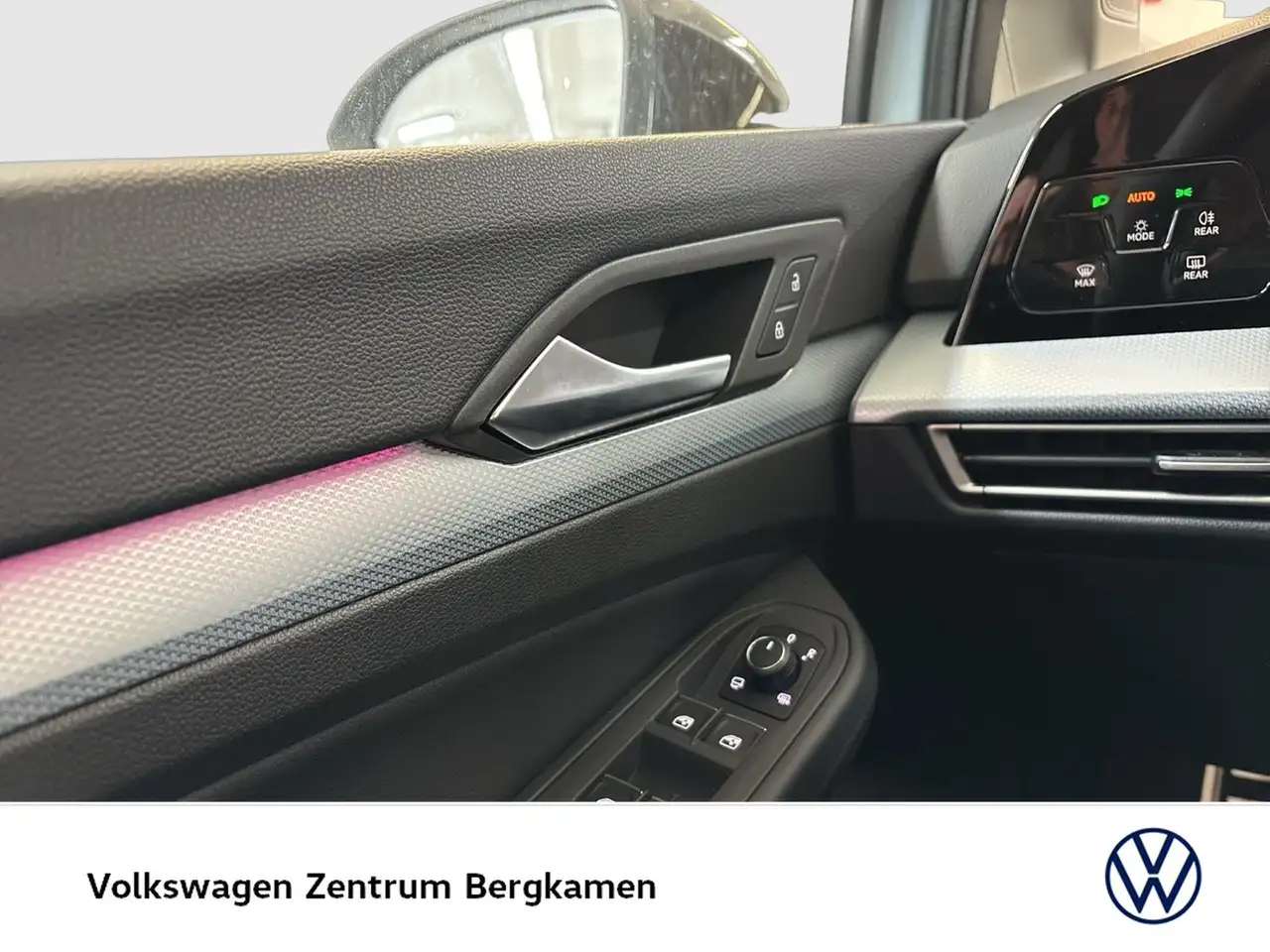 Volkswagen Golf Variant VIII 1.5 eTSI GOAL FACELIFT ACC ALU 18