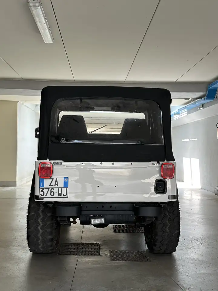 Jeep CJ-5 AMC 304 c.i. 5.0 V8 - 35 “ - Tilt Steering, foto 4
