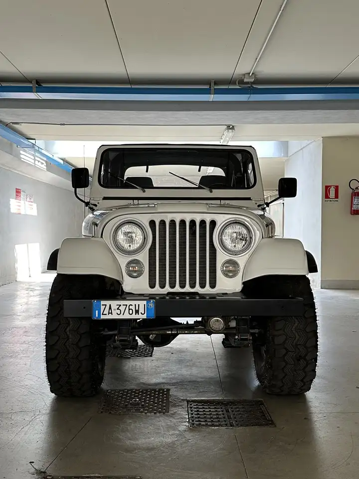 Jeep CJ-5 AMC 304 c.i. 5.0 V8 - 35 “ - Tilt Steering, foto 8