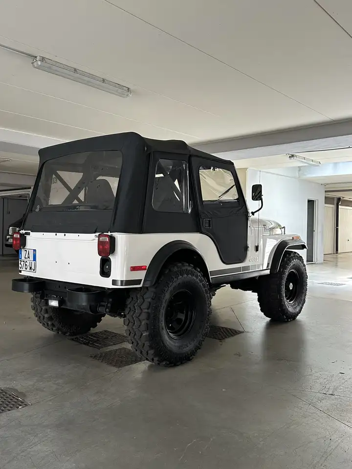 Jeep CJ-5 AMC 304 c.i. 5.0 V8 - 35 “ - Tilt Steering, foto 5