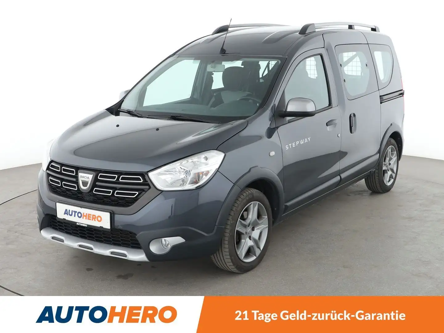 Dacia Dokker 1.3 TCe Stepway Plus*NAVI*TEMPO*PDC*SHZ* Grau - 1
