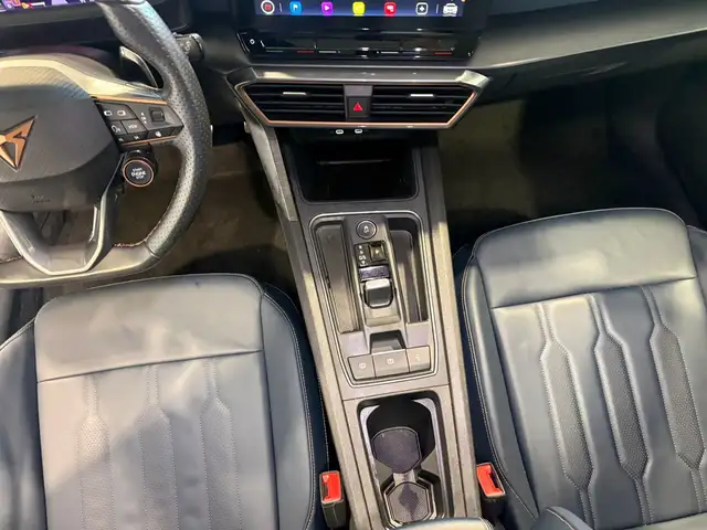 Cupra Leon view 12