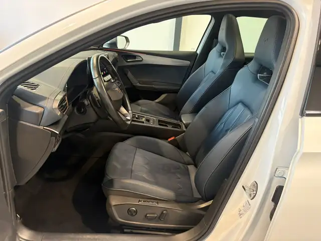 Cupra Leon view 8