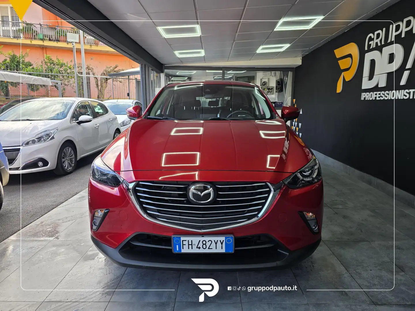 Mazda CX-3 1.5d Luxury edition awd 105cv auto Rosso - 2