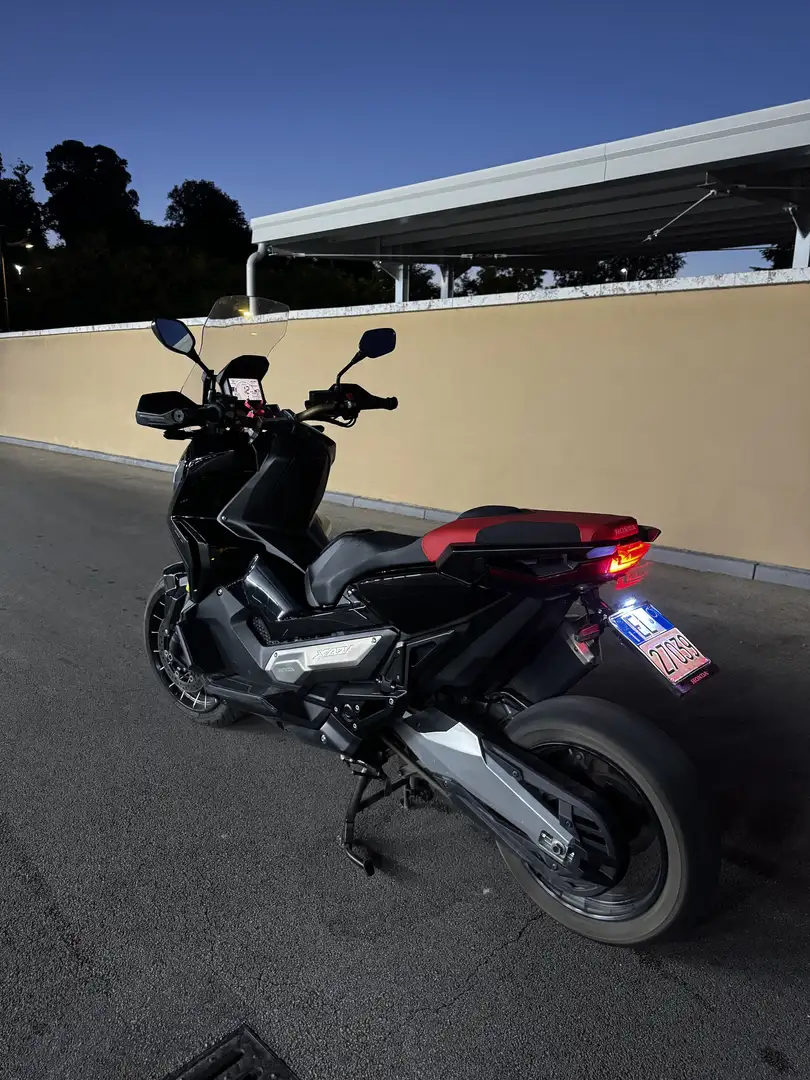 Honda X-ADV - 2