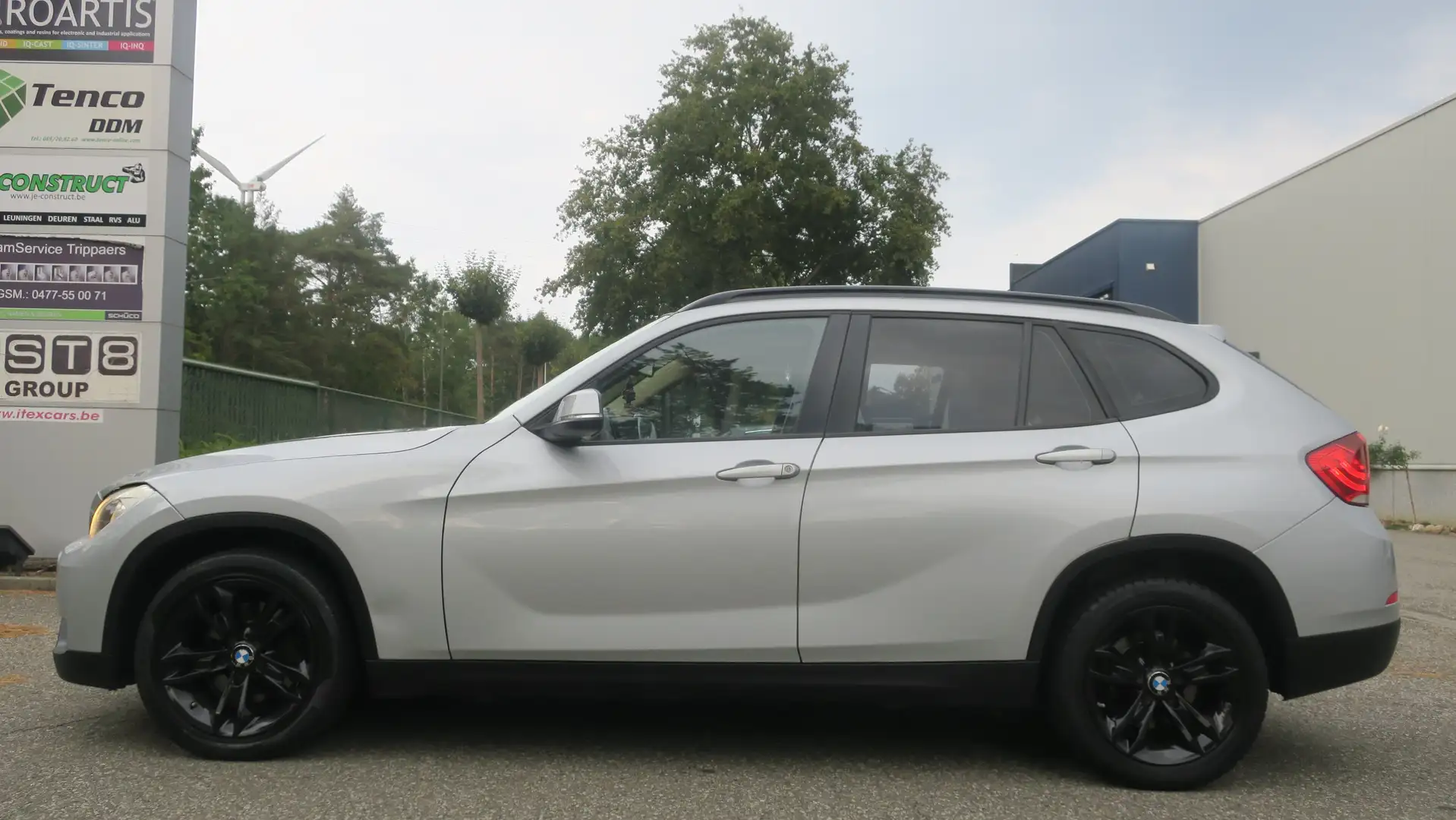 BMW X1 X1 sDrive18d Aut. Sport Line Argent - 2