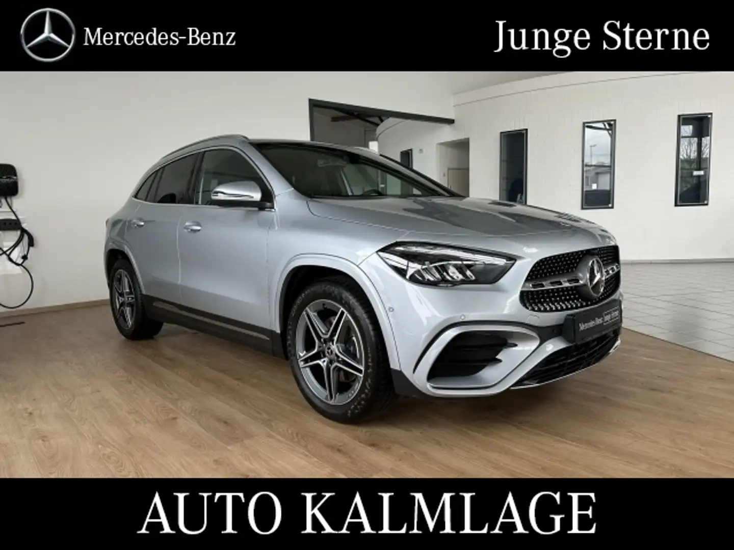 Mercedes-Benz GLA 200 GLA 200 AMG PANORAMA+LENKRADHZG+KAMERA+SPURHALTE Silber - 1