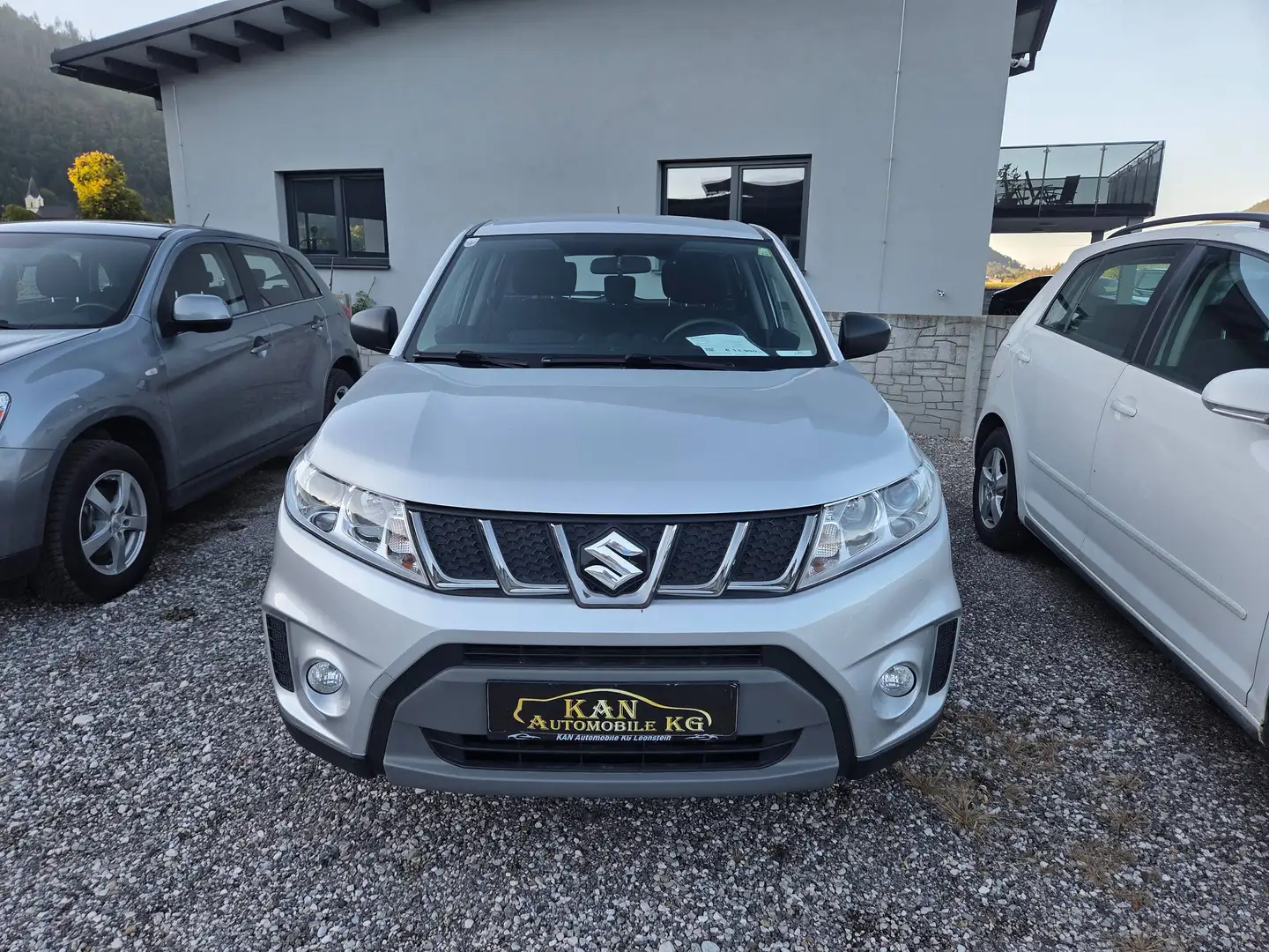 Suzuki Vitara Vitara 1,6 VVT GL Clear Clear Silber - 2