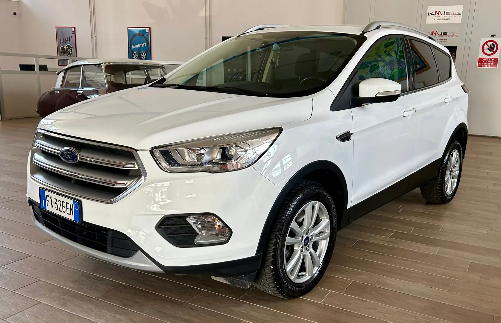 Ford Kuga Kuga 2.0 tdci Business s Bianco - 1