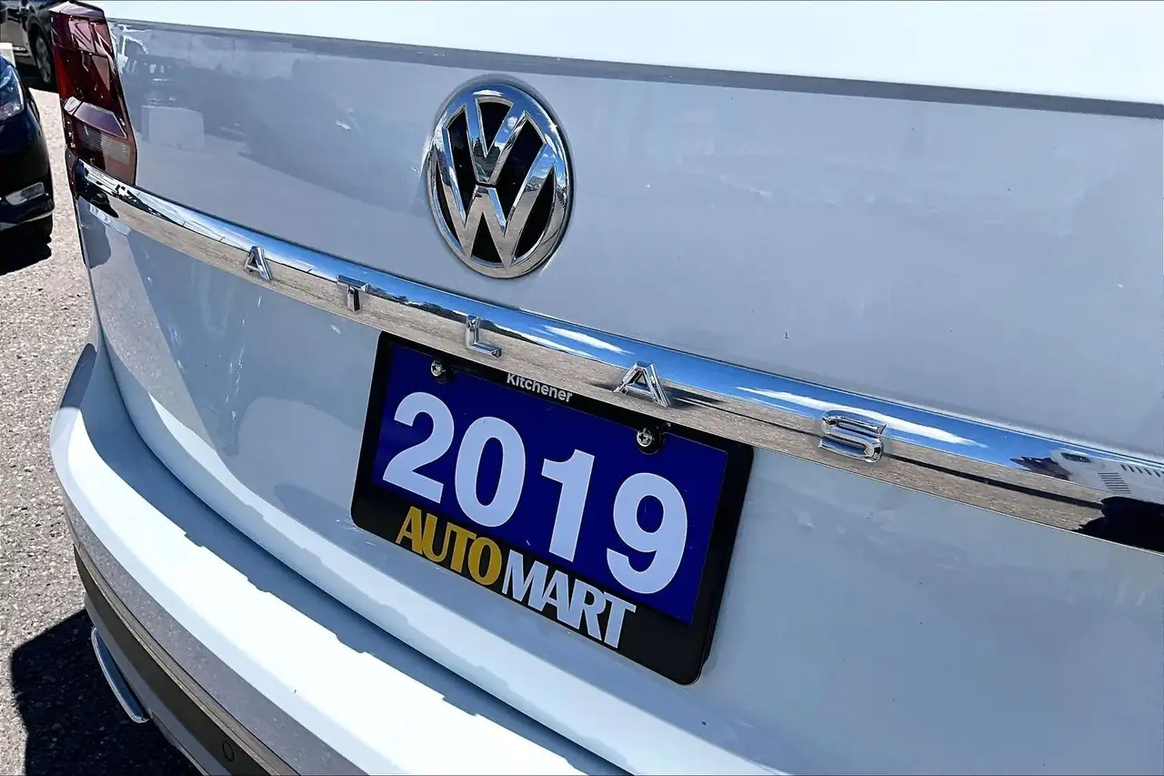 Volkswagen Atlas снимка Volkswagen Atlas