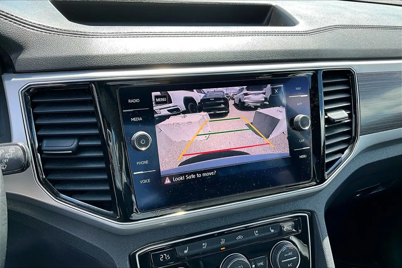 Volkswagen Atlas снимка Volkswagen Atlas