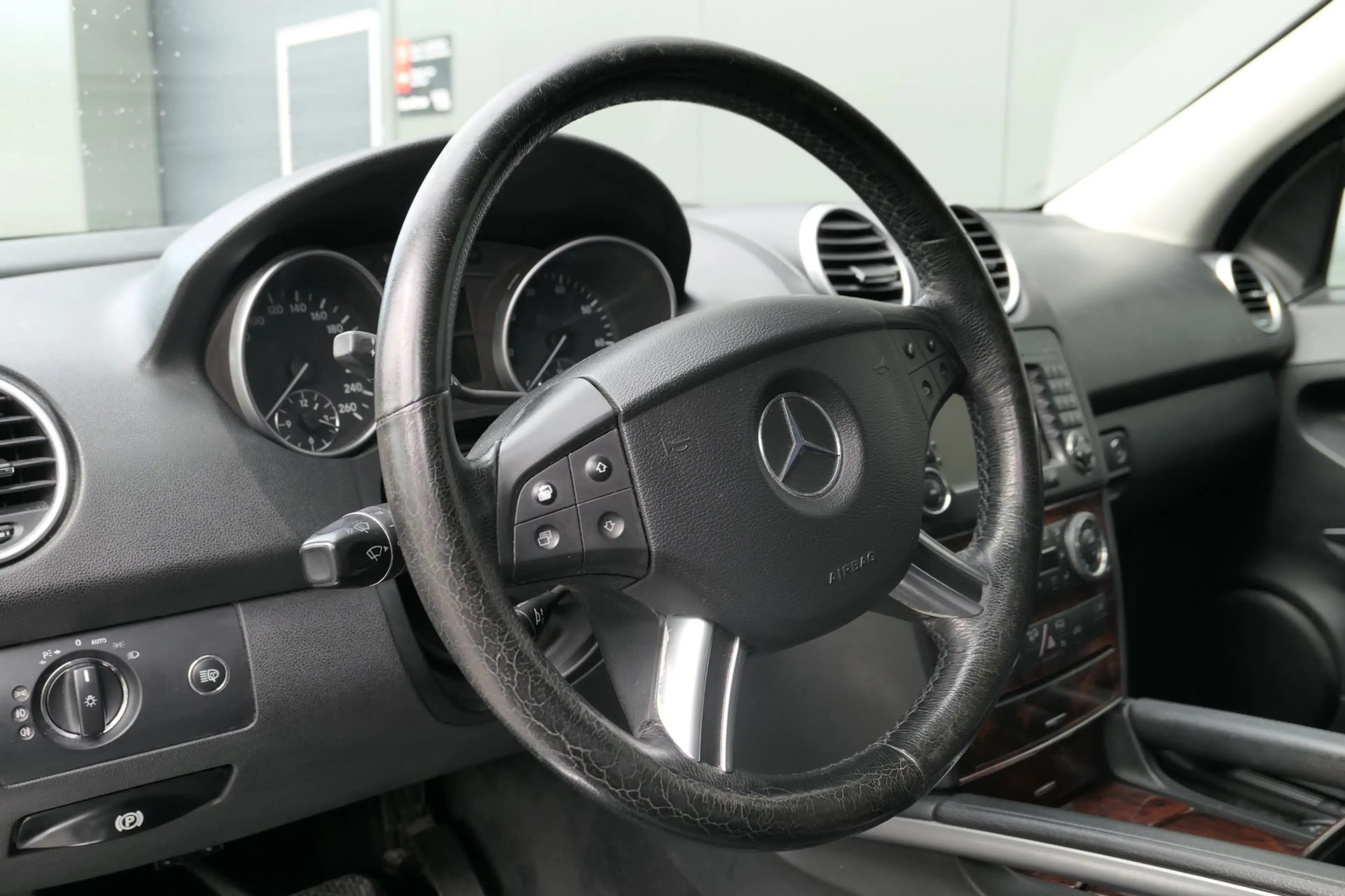 Mercedes-Benz ML 350 M-klasse NAP Youngtimer Luchtvering Harman/kardon — photo 4