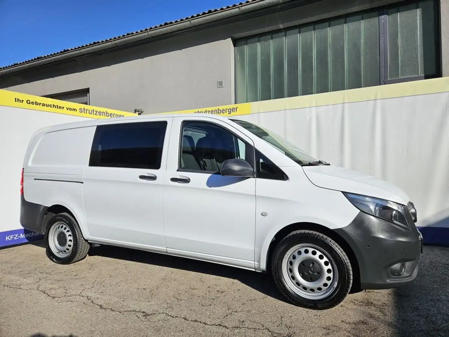 Mercedes-Benz Vito 114 CDI 4MATIC lang Navi PDC Automatic Blanc - 1