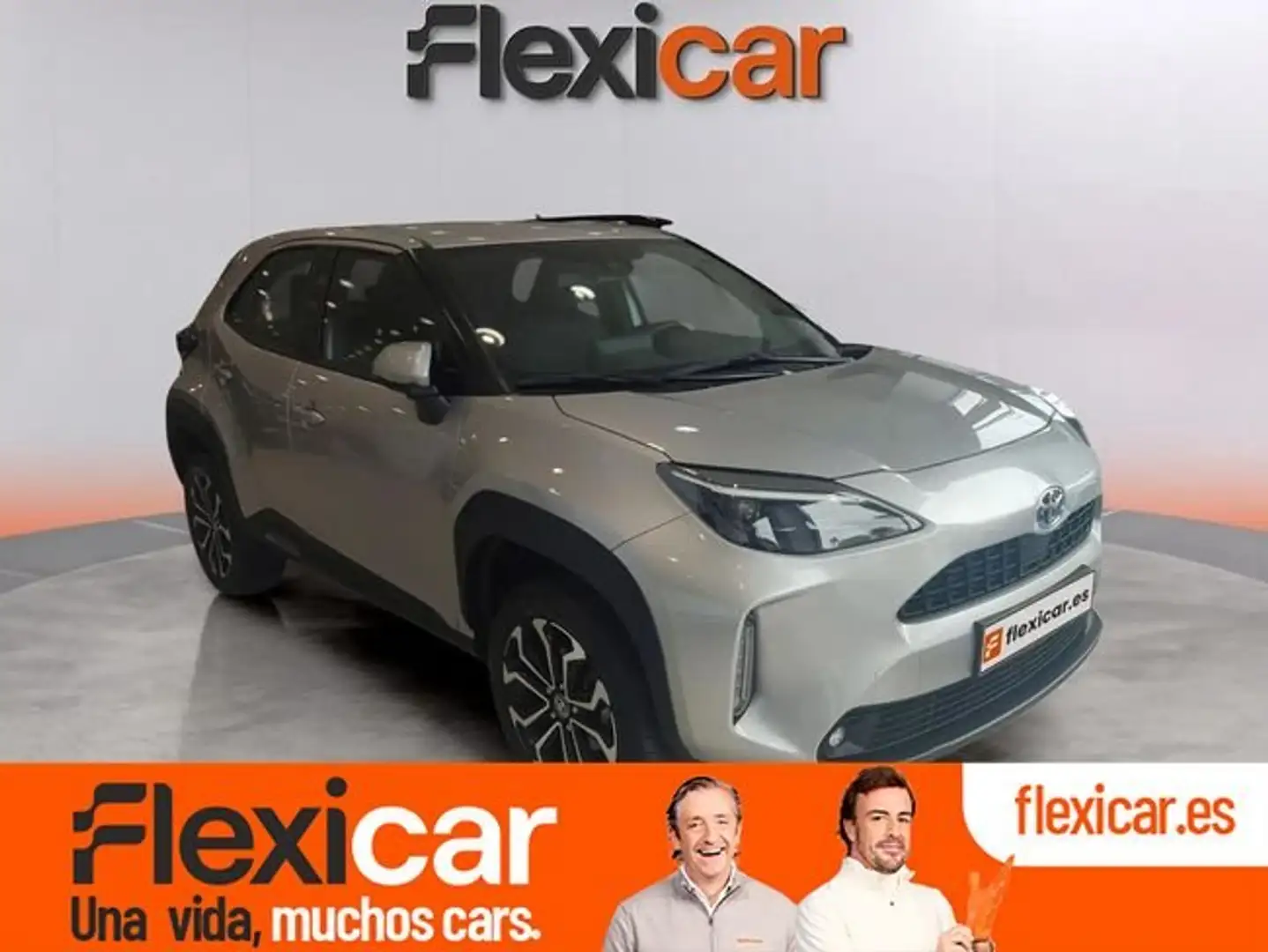 Toyota Yaris Cross 120H Active Tech Gris - 1