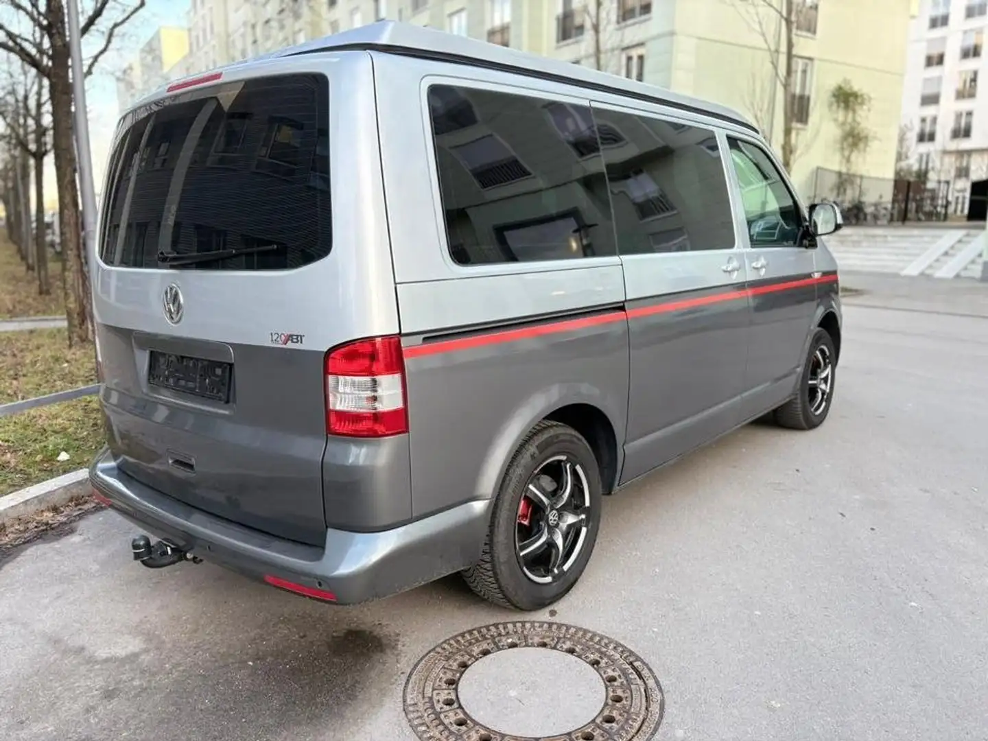 Volkswagen T5 Transporter Wohnmobil Camper Hubdach Tempomat Alcantara Argintiu - 2