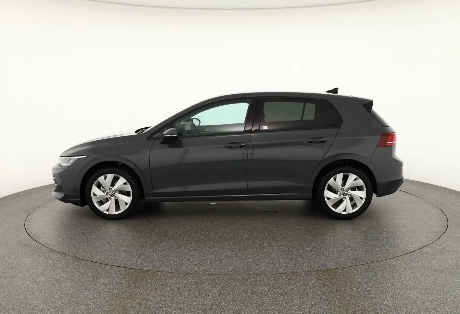 Volkswagen Golf VIII e1.5 TSI DSG LED ACC Kamera Grau - 2
