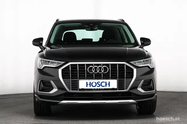 Audi Q3 view 2