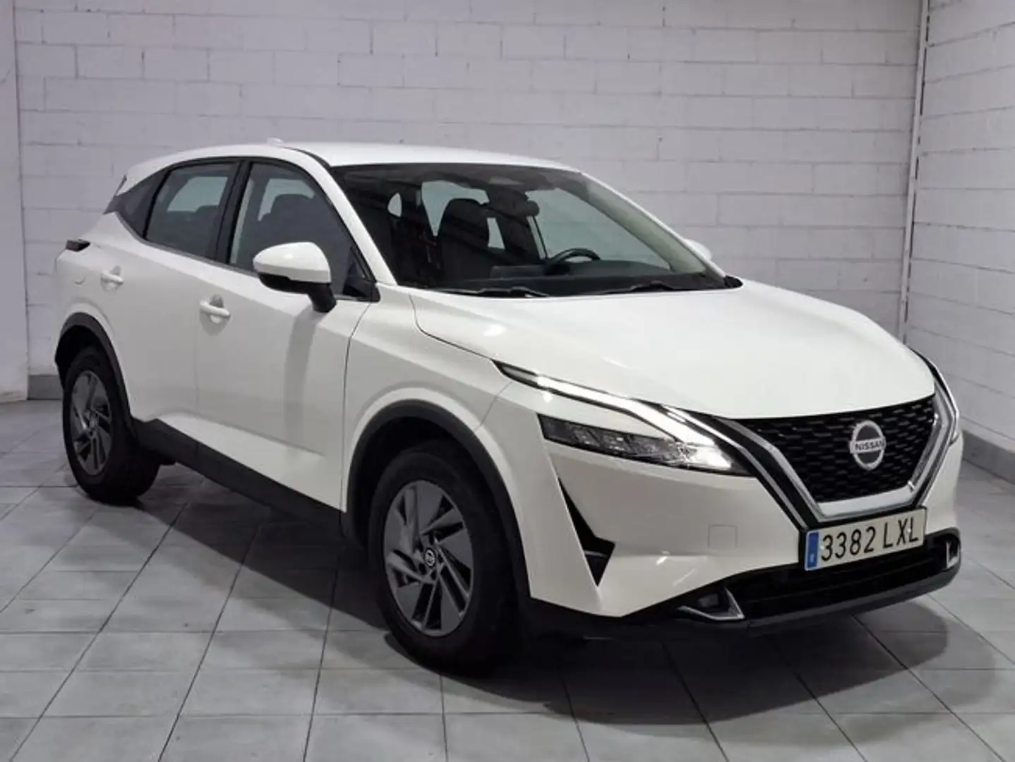 Nissan Qashqai DIG-T 103kW (140CV) mHEV 4x2 Acenta Blanco - 2