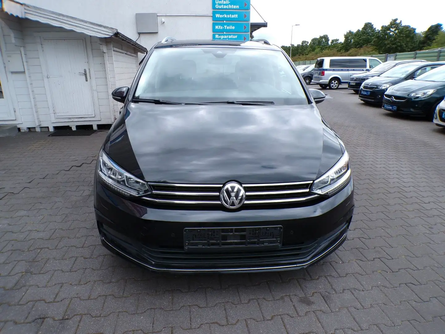 Volkswagen Touran 2.0TDI AUTOMATIK, 7-Sitzer Schwarz - 2