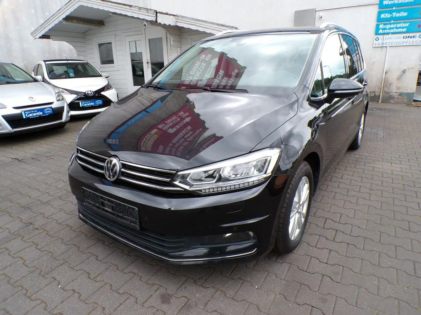 Volkswagen Touran 2.0TDI AUTOMATIK, 7-Sitzer Schwarz - 1