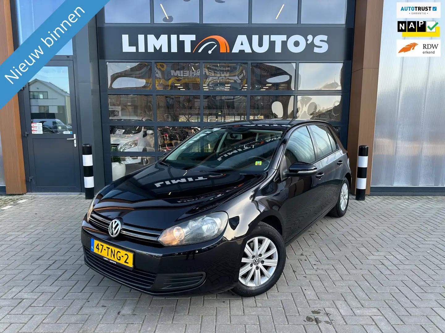 Volkswagen Golf 1.2 TSI Comfortline BlueMotion Climate/Cruise/Navi Schwarz - 1