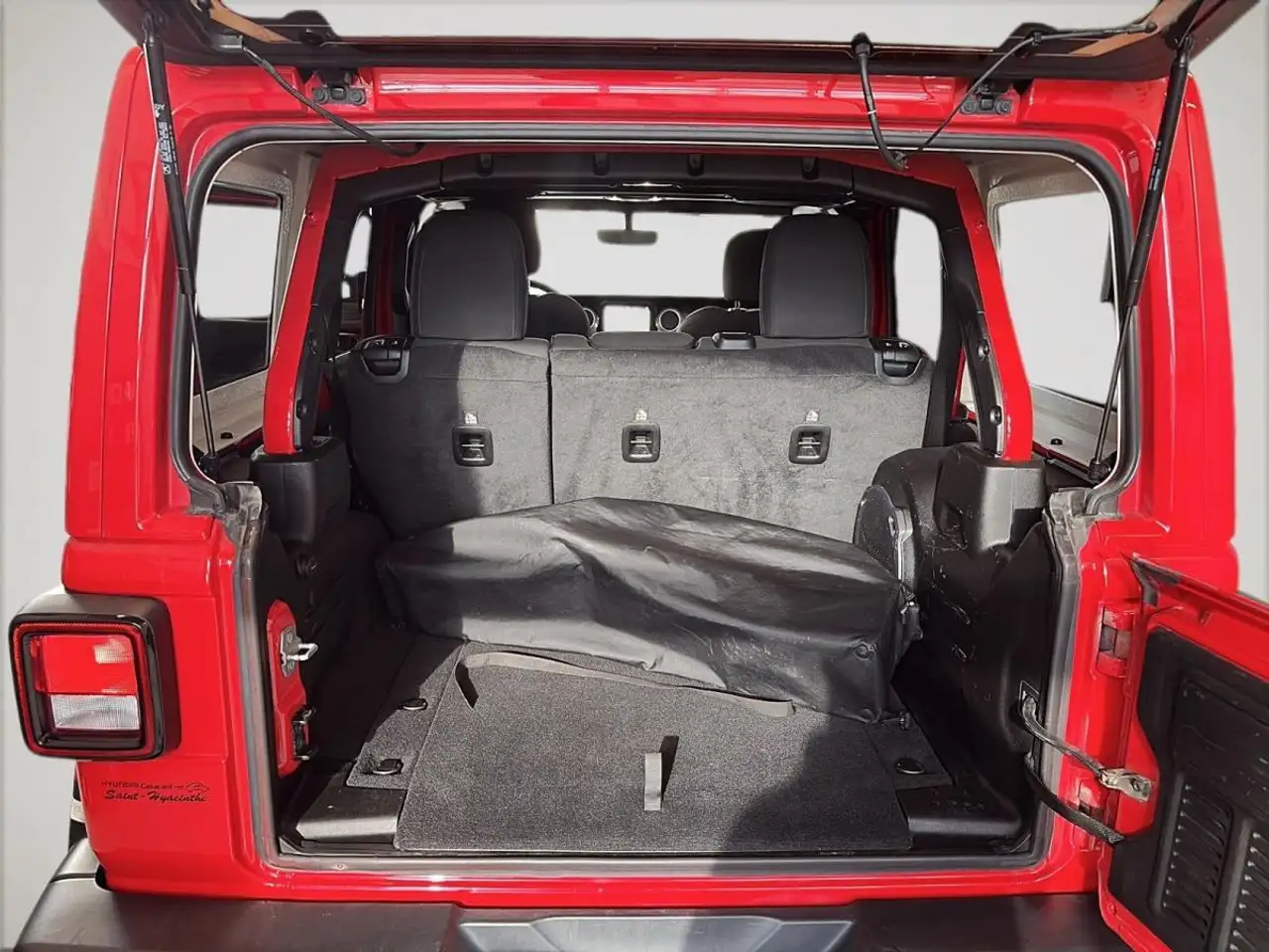 Jeep Wrangler photo Jeep Wrangler