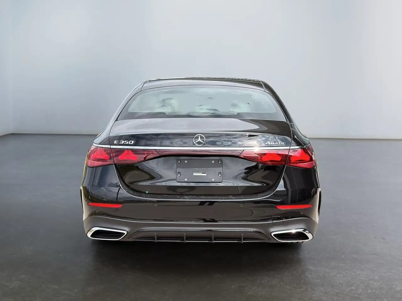 Mercedes-Benz E-Class fotografie Mercedes-Benz E-Class