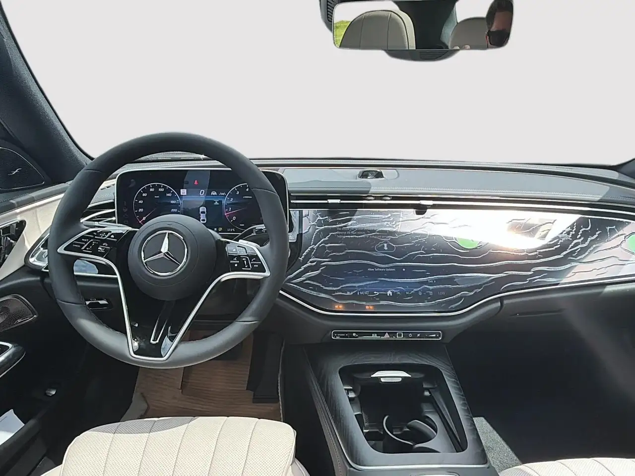 Mercedes-Benz E-Class fotografie Mercedes-Benz E-Class