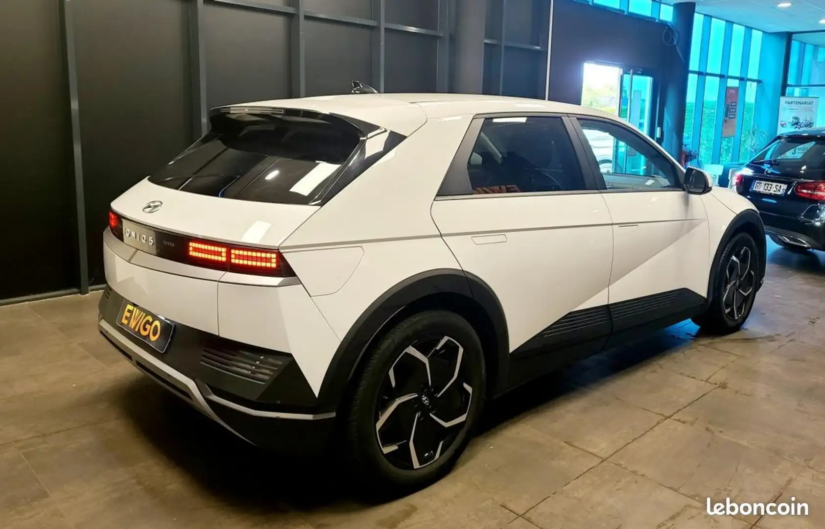 Hyundai IONIQ 5 ELECTRIC 218ch 73KWH CREATIVE 2WD BVA Blanc - 2