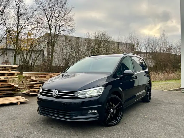 Volkswagen Touran 1.5 benzine - Automaat - 7 Zit - Camera - Garantie