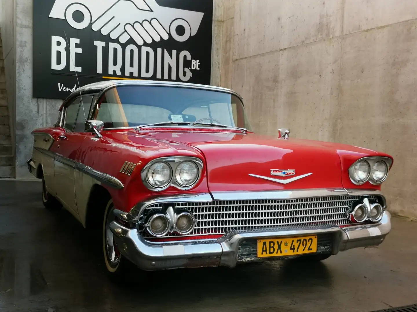 Chevrolet Bel Air IMPALA / BEL AIR / EDELBROCK Rouge - 1
