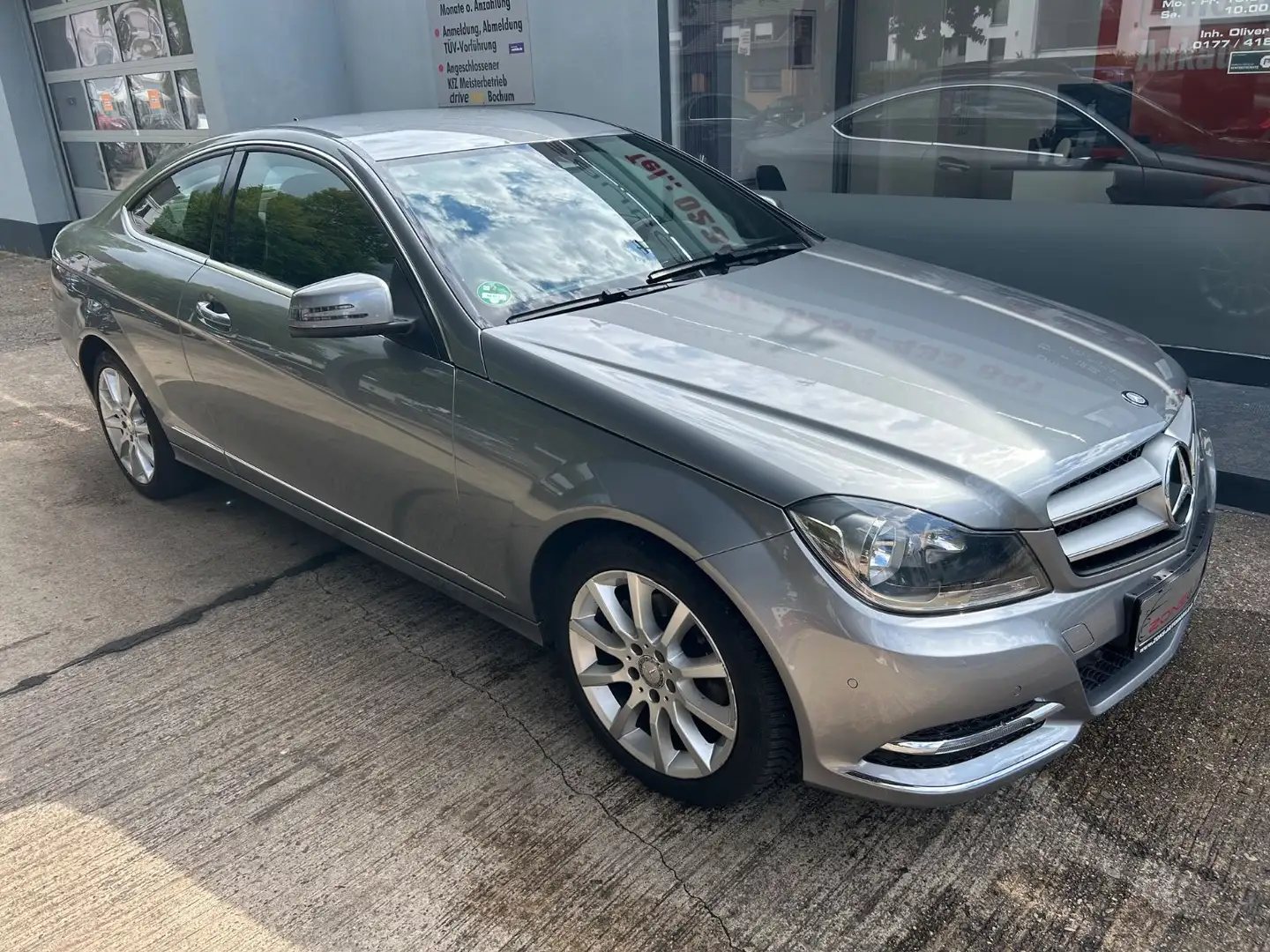 Mercedes-Benz C 180 Coupe Autom.+Leder+Navi+Kamera+SHZ+LED+ Argent - 2