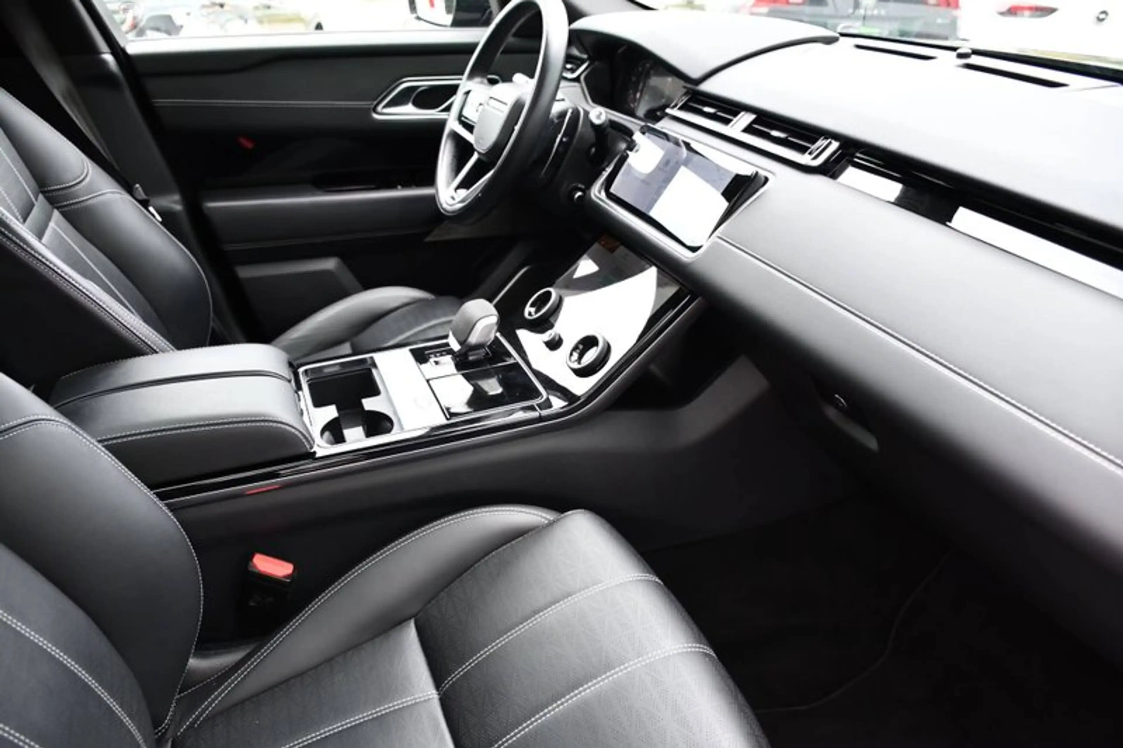 Land Rover Range Rover Velar R-Dynamic HSE *Scheckheft* — photo 9