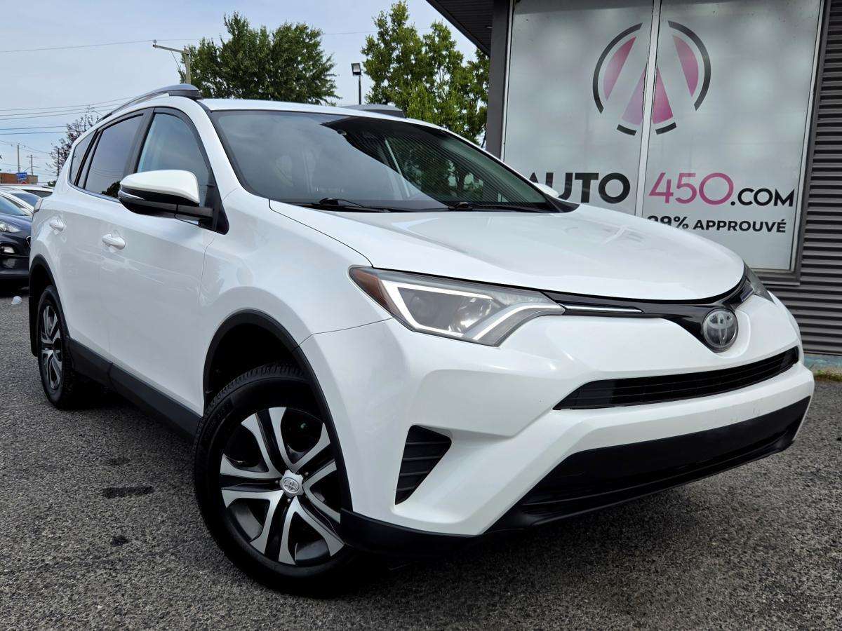 2017 Toyota RAV4 LE AUBAINE BAS KILO