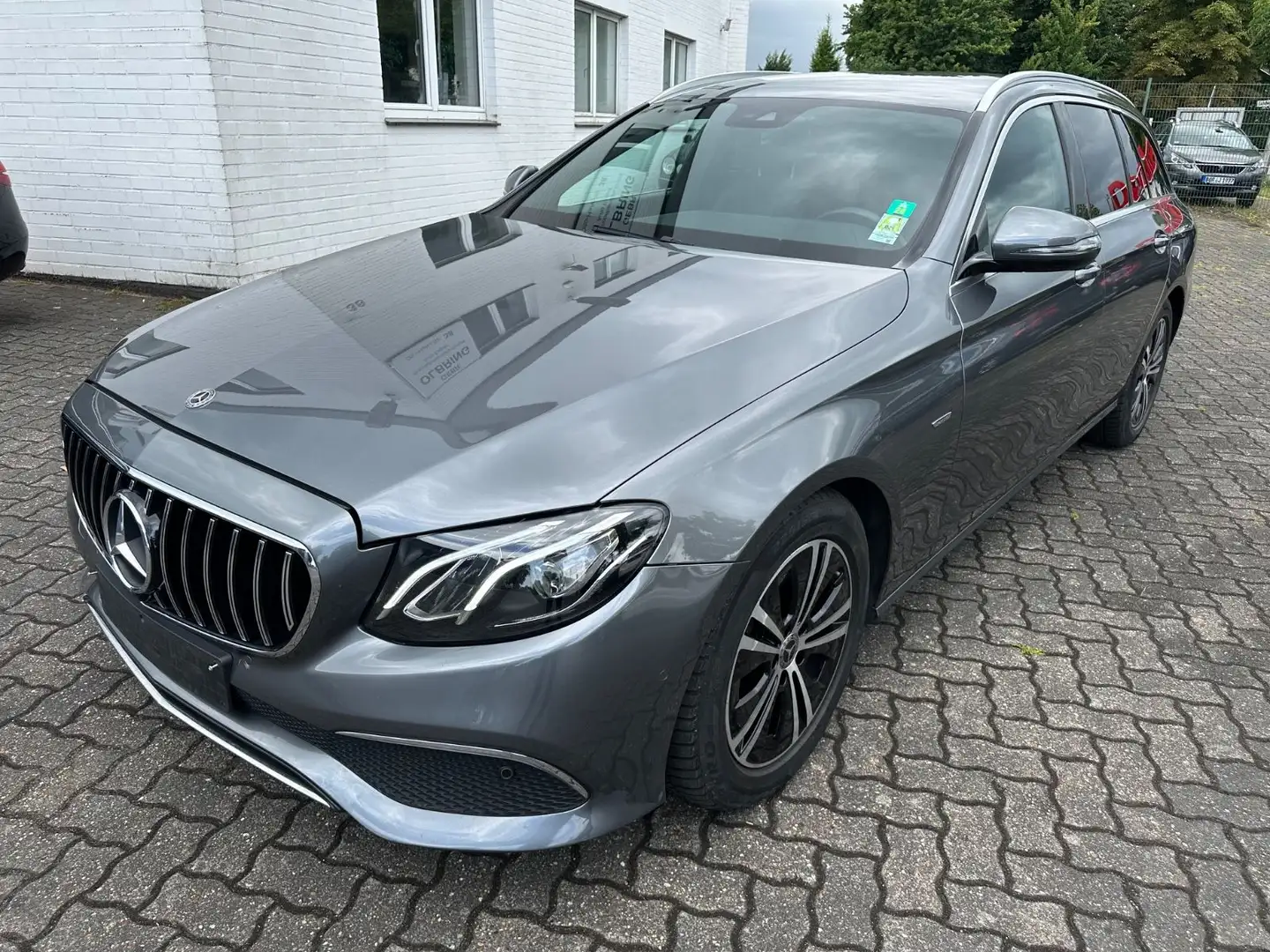 Mercedes-Benz E 220 d T 9G Avantgarde LED Kamera Digital Gris - 1