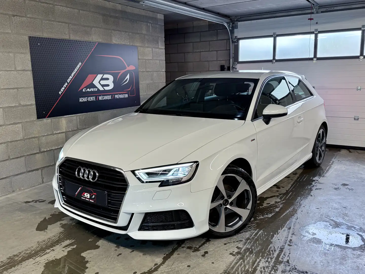 Audi A3 Audi A3 8V2 2017 • 1.0 TFSI 115CV • Virtual Co Blanco - 1