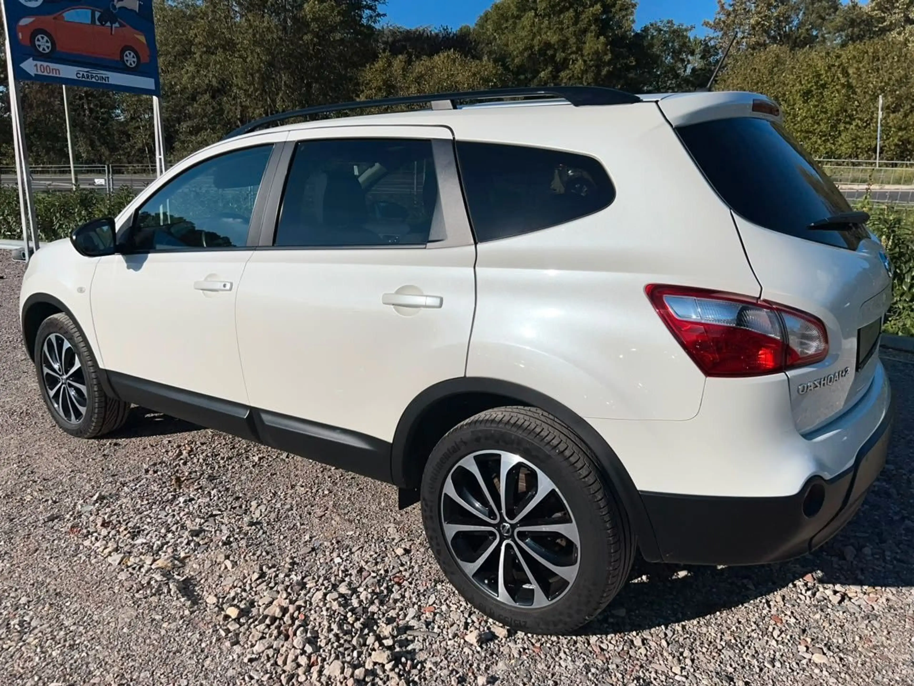 Nissan Qashqai +2 360 1.6 dCi Panorama-Dach Navi 7-S — photo 3