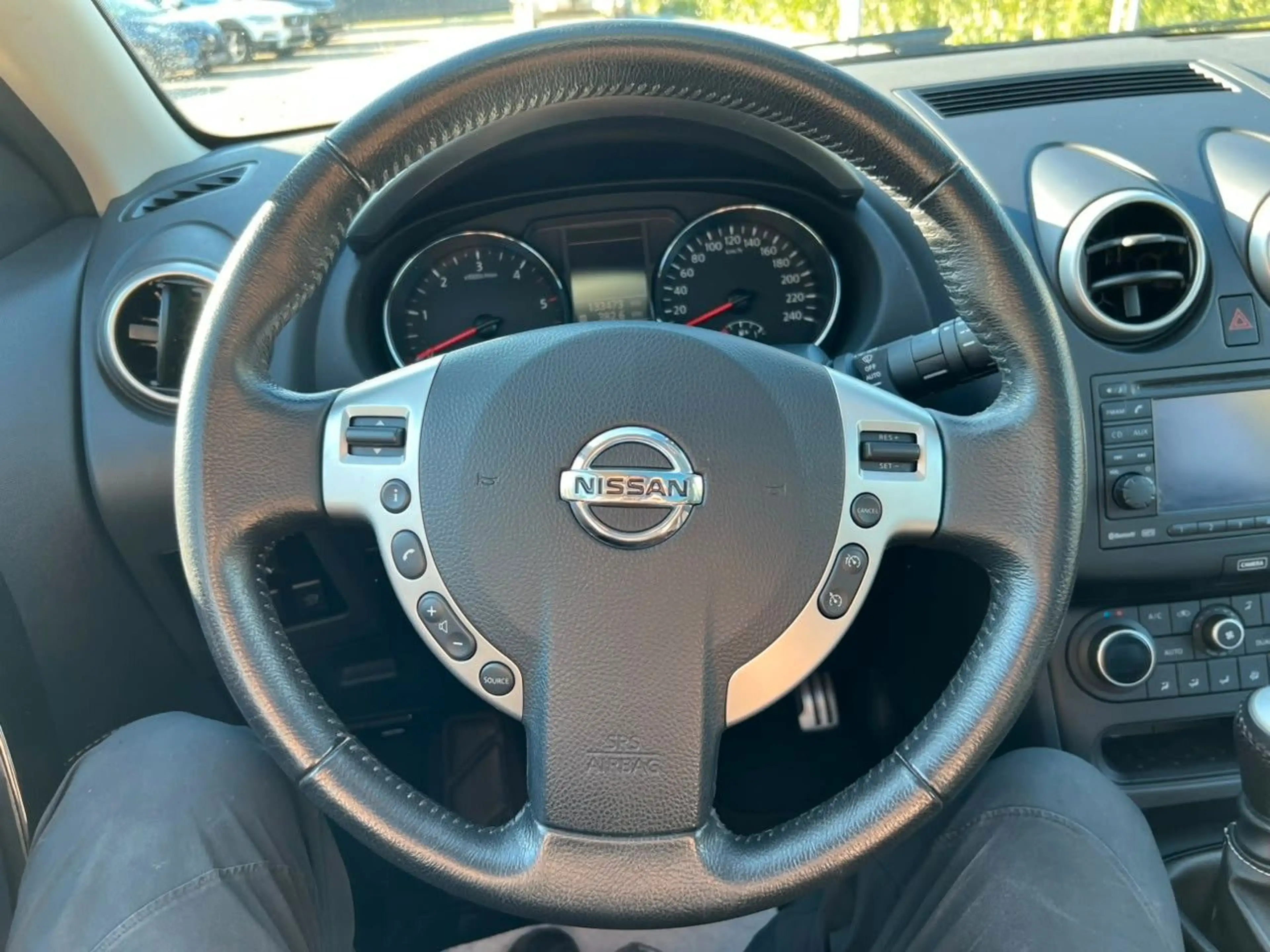 Nissan Qashqai +2 360 1.6 dCi Panorama-Dach Navi 7-S — photo 19